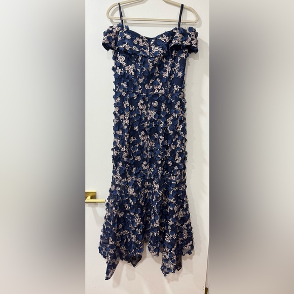 Xscape Raised flower off the shoulder midi dress- size 12 - Picture 5 of 8